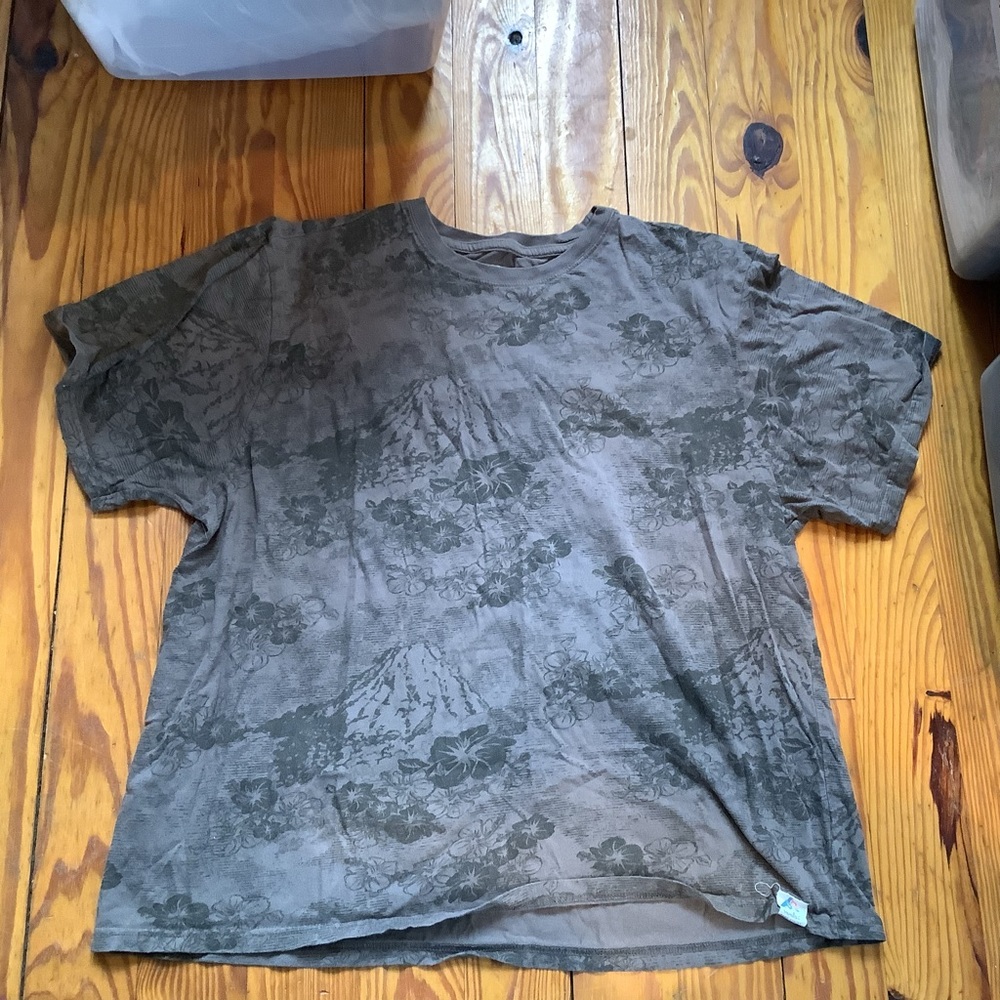 (Bin 4) Surf utility wonderwall oversized graphic tee, Size XL